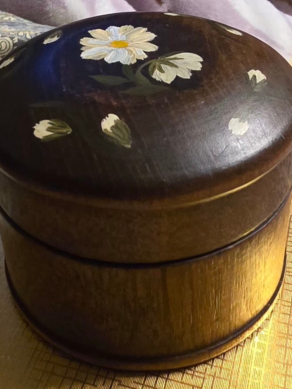 Tole Hand-Painted Daisy Wooden Trinket Box